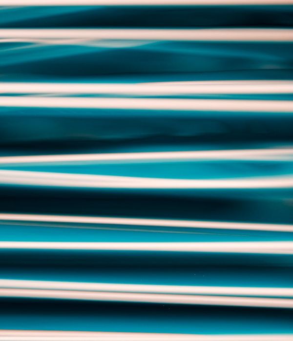Abstract blue light representing active rhythm and energy